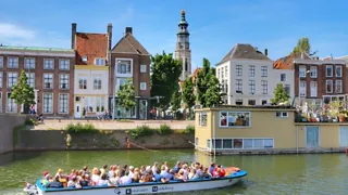Vaar door historisch Middelburg