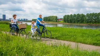 Fietsen door een bijzonder stukje Nederland: Venlo-Noord
