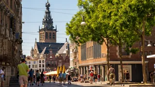 Struin over de paasmarkt in Nijmegen