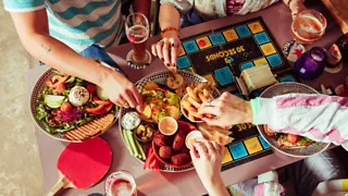  Borrelen en pingpongen bij de Ping Pong Club in Utrecht