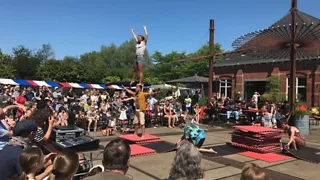 Zondagse gezelligheid op de Sunday Market in Amsterdam