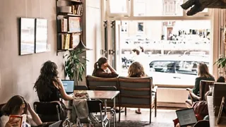 10:00 uur: Koffieleuten bij Koffie Leute Brauhaus