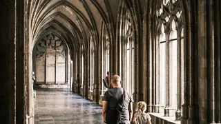 Historische rijkdom in de Pandhof van de Dom