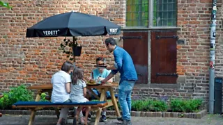 Smaken van de barbecue bij Hete Kolen