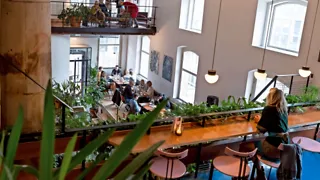 Laat je verrassen in restaurant en wijnbar De Centrale