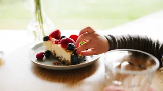 13:00 uur: Lekker lunchen bij familiecafé Kleine Planeet