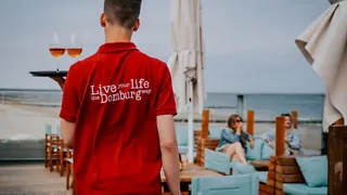 Ontdek het unieke licht aan de hemel op Strand Domburg