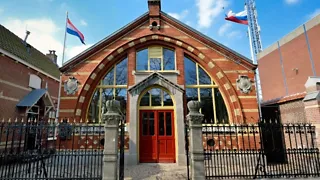 11:00 uur: Bezoek het Czaar Peterhuisje