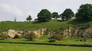 Langs oude mergelgroeven en door Natuurreservaat Savelsbos