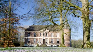 Bloeiende krokussen bij Landgoed Hackfort 