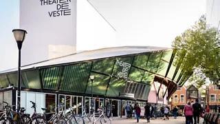 20:00 uur: Avondje uit in Theater de Veste Delft