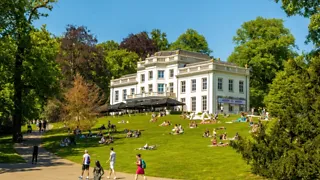 11:00 uur: Wandeling door Park Sonsbeek