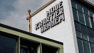 13:00 uur: Lunchen en shoppen op het Modekwartier