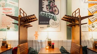 9:30 uur: Koffie en ontbijtje bij Guusje