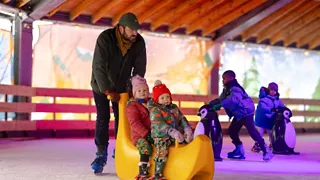 Schaatsen op écht ijs en winterpret bij Plaswijckpark in Rotterdam