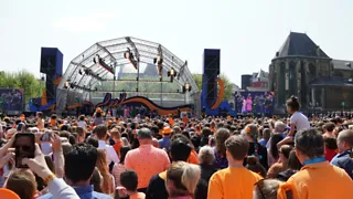 Zingen en swingen op Koningsfestival Deventer