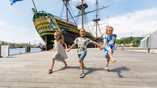 Pak de Cultuur Ferry in Amsterdam
