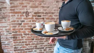 17:30 uur: Uit eten bij De Wijnhuistoren