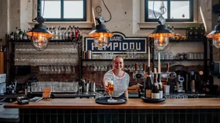 17:00 uur: Geniet van de Franse keuken bij Gare de Pompidou