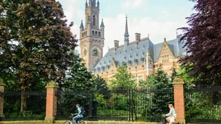 Waan je in een koninklijk sprookje bij het Vredespaleis