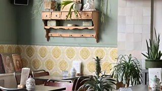 10:30 uur: Koffie en ontbijtje bij Philipse