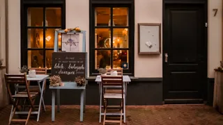 17:00 uur: Uit eten bij Lovely Local Restaurant
