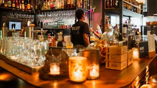 17:00 uur: Uit eten bij restaurant FoodBar Bluff Enschede