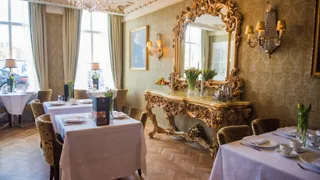 23.00 uur: Voldaan naar huis of blijf je lekker slapen in Leiden?