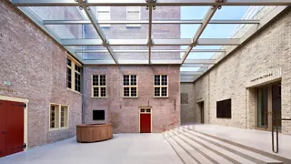 10:00 uur: Ontdek het Leidse verleden in Museum De Lakenhal