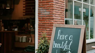 10:00 uur: Koffie en ontbijt bij het Koffielokaal