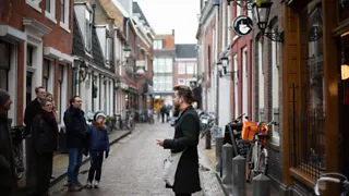 11:00 uur: Historische stadswandeling door Leeuwarden centrum