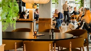 17:30 uur: Eten bij restaurant Groote Wielen vlak bij Leeuwarden