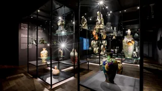 Keramiek en beroemde Leeuwarders in het Princessehof