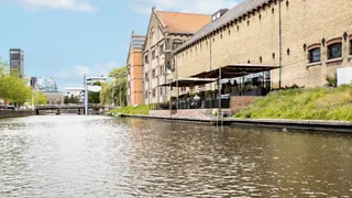 13:00 uur: Lunch bij Drink & Eetlokaal Proefverlof